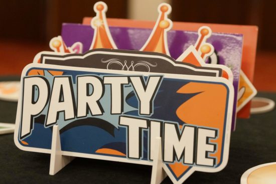 party_time_i-JWvP8gK-X3-550x367-1